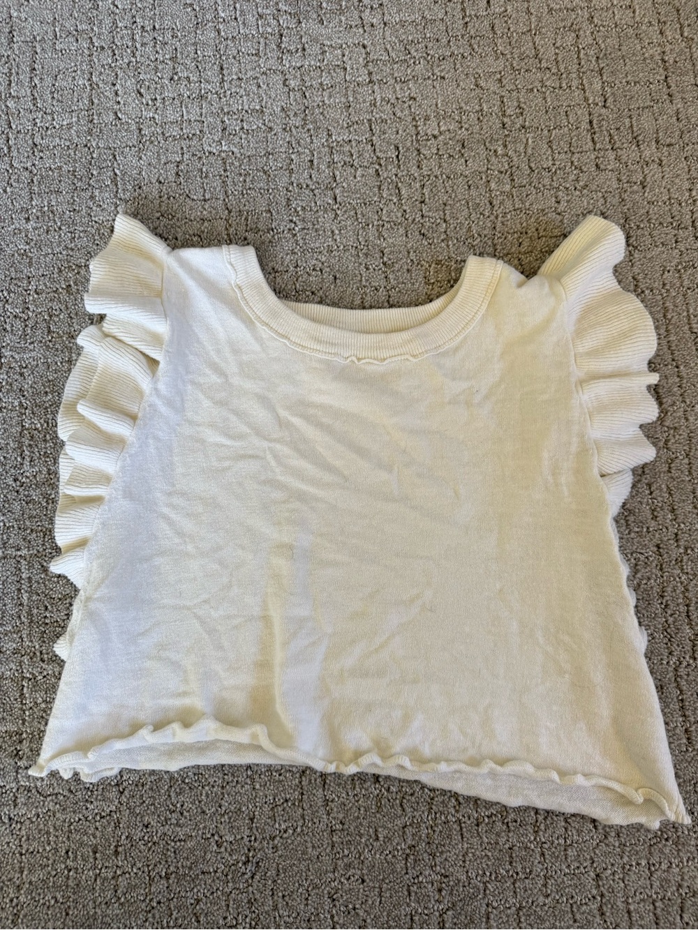 Cropped Cream Ruffle Sleeve Short Sleeve Tee